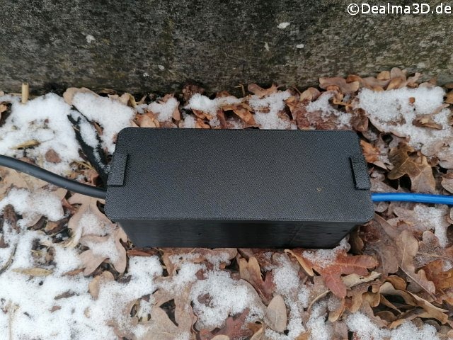 Kabelbox / Steckerbox Outdoor Version 1.0. Mit Deckel - Schutz vor direktem Regen.